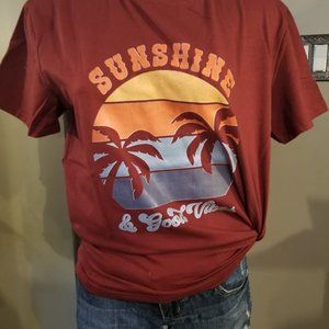 Sunshine & Good Vibes Women's Retro Style T-Shit ~Brand New Without Tags~